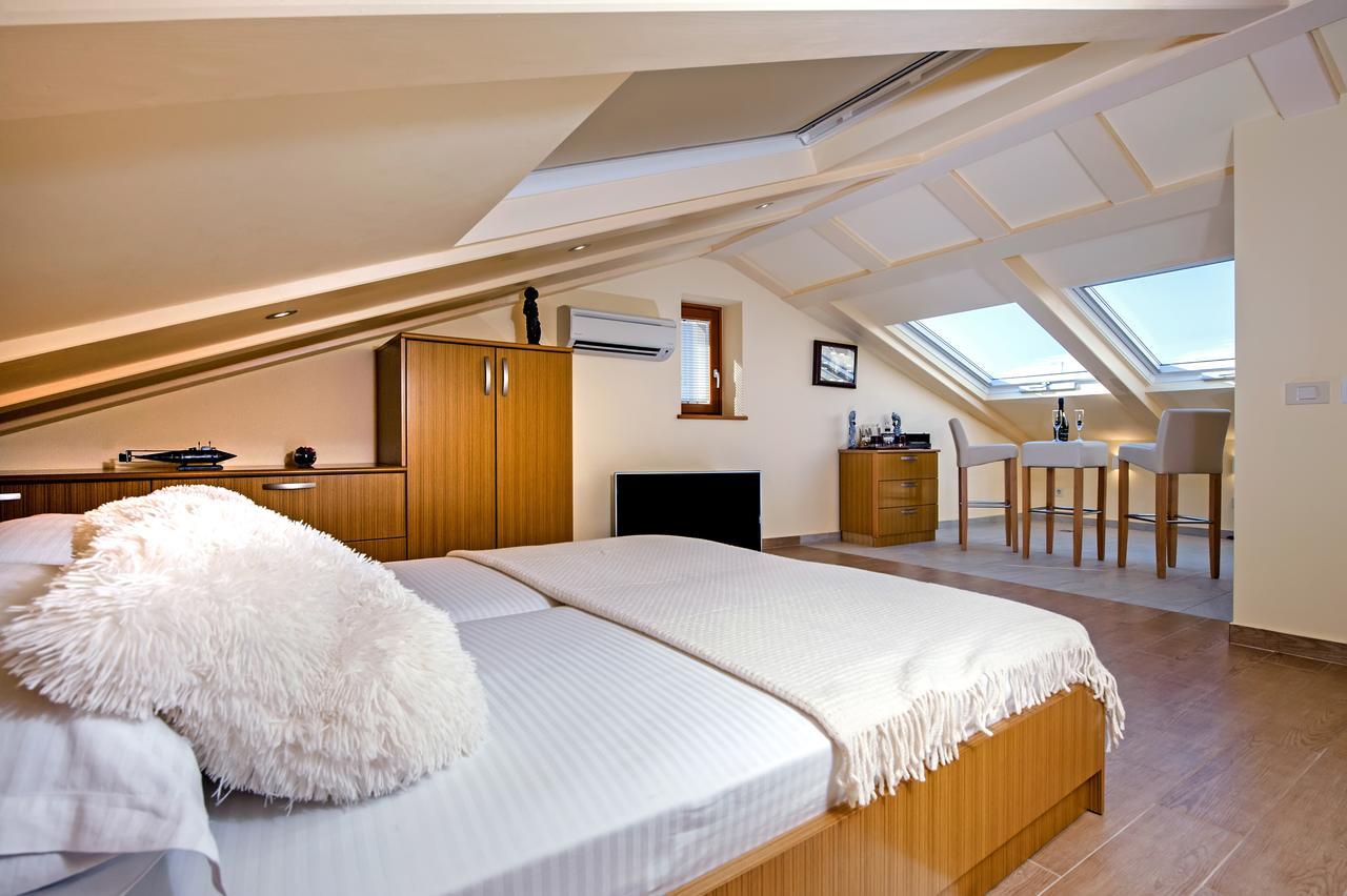 Guest House Golden Goose Rovinj Luaran gambar