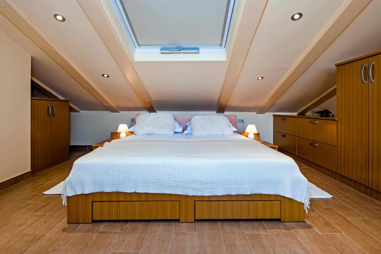 Guest House Golden Goose Rovinj Luaran gambar